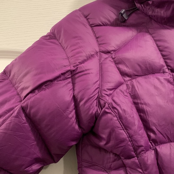 EUC The North Face Destiny down filled dark purple puffer jacket - Picture 8 of 17